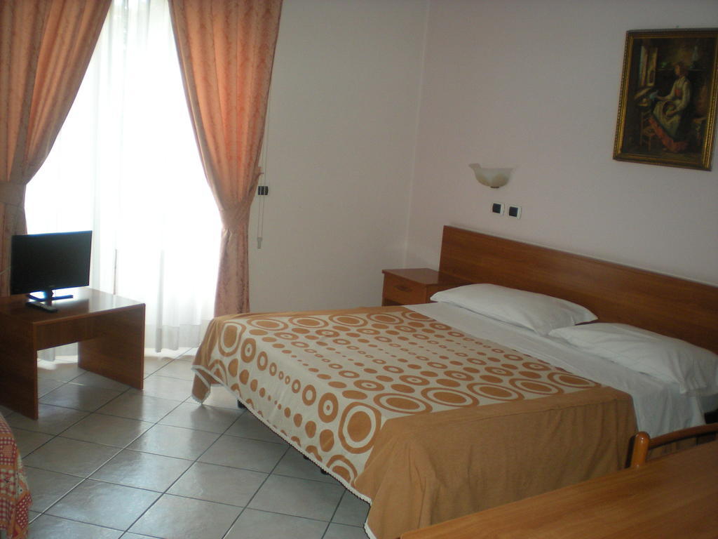 Hotel Gentile Pianillo Quarto foto