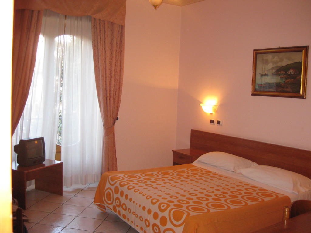 Hotel Gentile Pianillo Quarto foto
